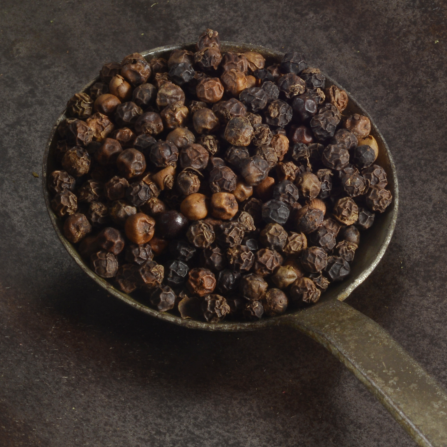 Kampot pepper red organic 60g schwarzenbach.ch