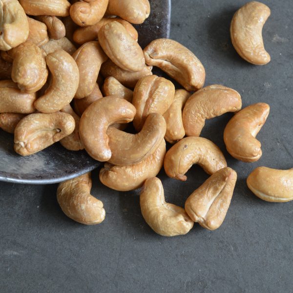 Cashews kernels Vietnam roasted
